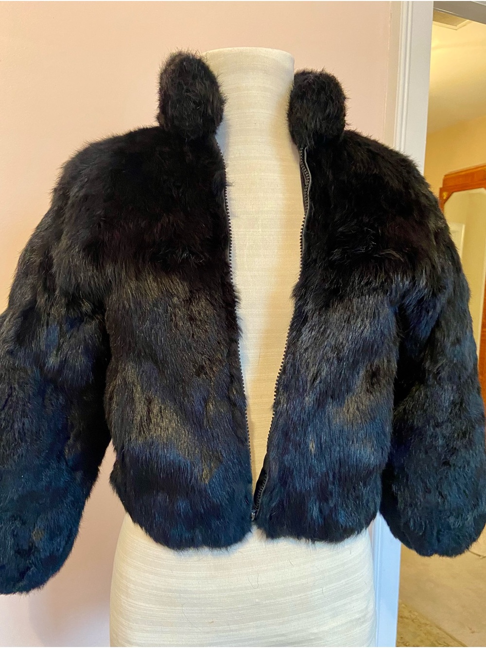 Vintage 80s Women's Black Rabbit Fur Cropped Jacket